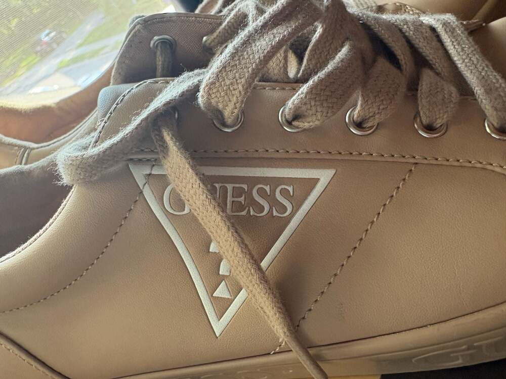 Guess mens Hourly Lace-Up Faux Leather Sneakers, Light Beige - Picture 2 of 6